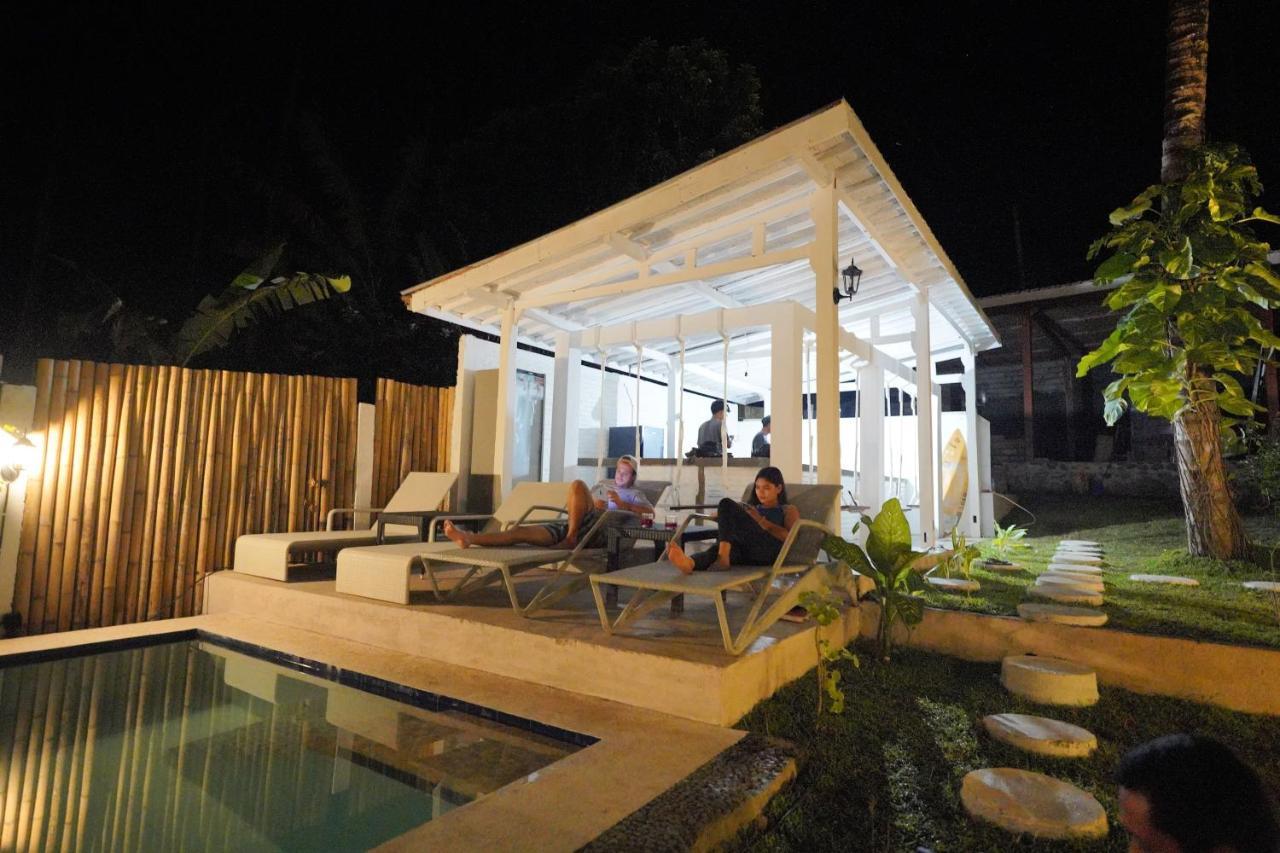 La Vie En Rose Hotel Senggigi Exterior foto